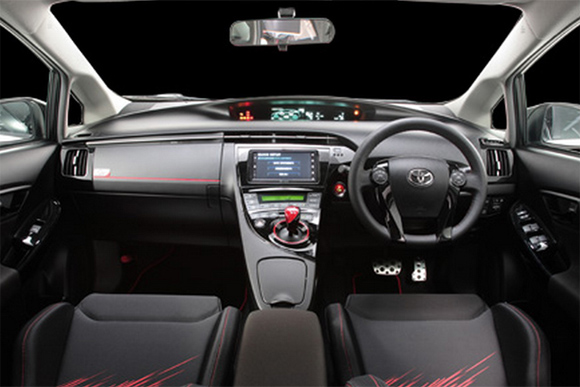 Toyota Prius G Sports Concept:  