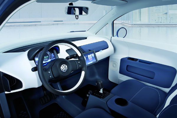 Volkswagen     - Space-up!